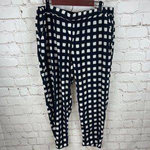 Chicos Satin Black Pull On Pants White Square Dots Printed Size 2 US Size 12